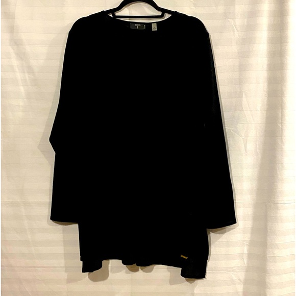 Tahari womens black lightweight long sweater size 2X Scandinavian minimalist - Picture 1 of 8
